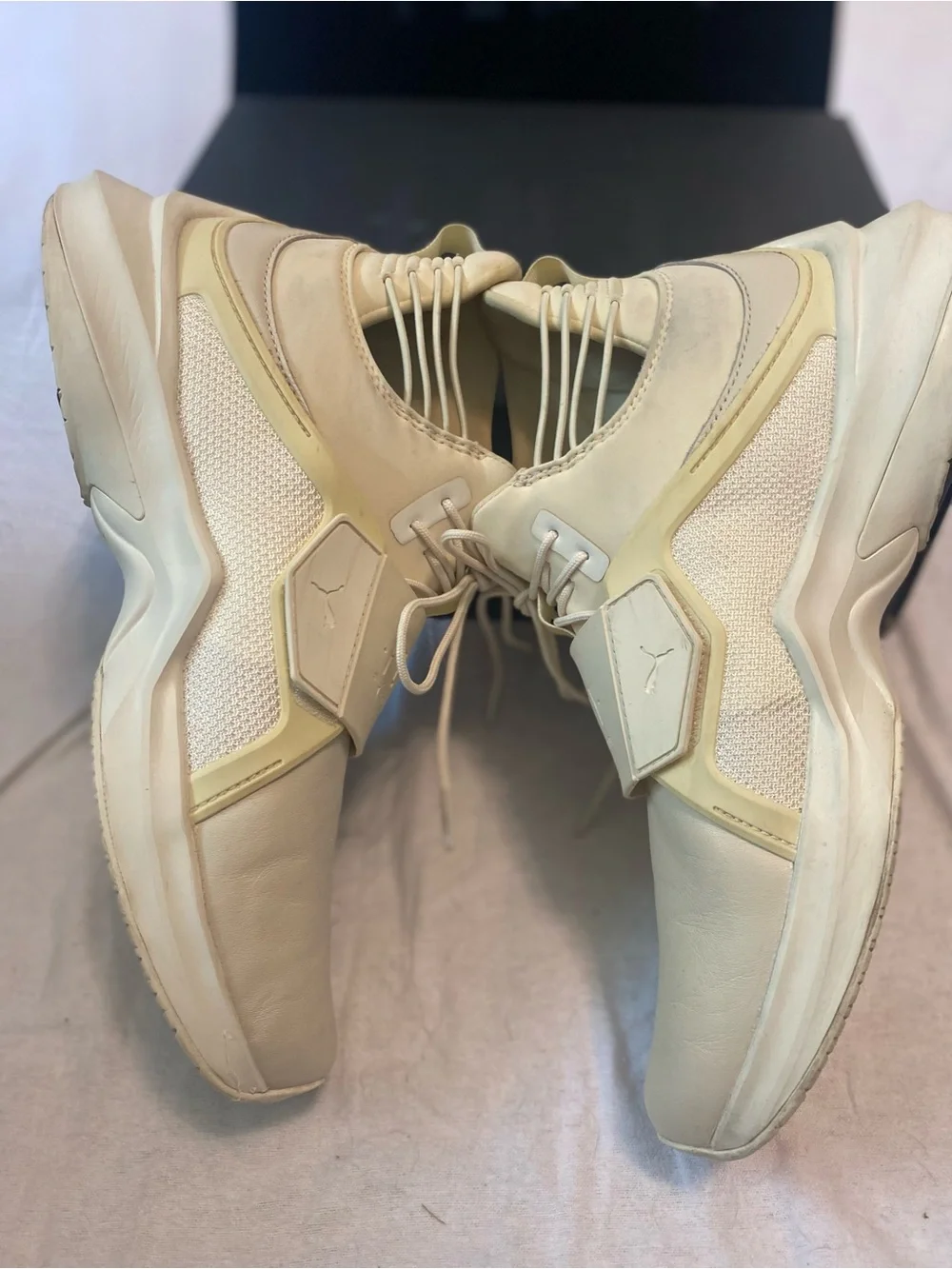 Fenty X Puma Wmns Trainer High Whisper White Leather Rare Size 10 w/box & Bag